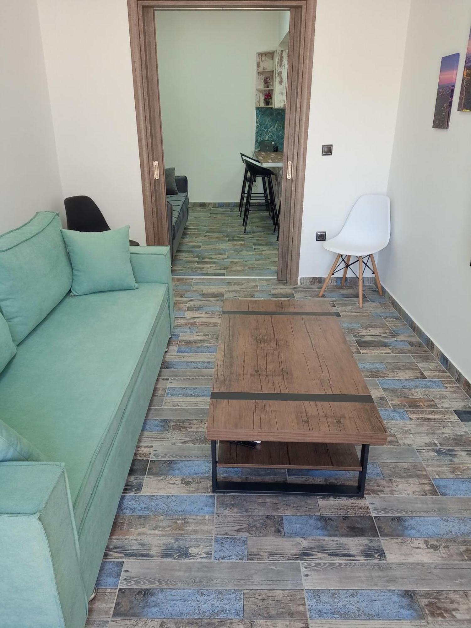 δίπλα στο Intercontinental! Apartment Athens