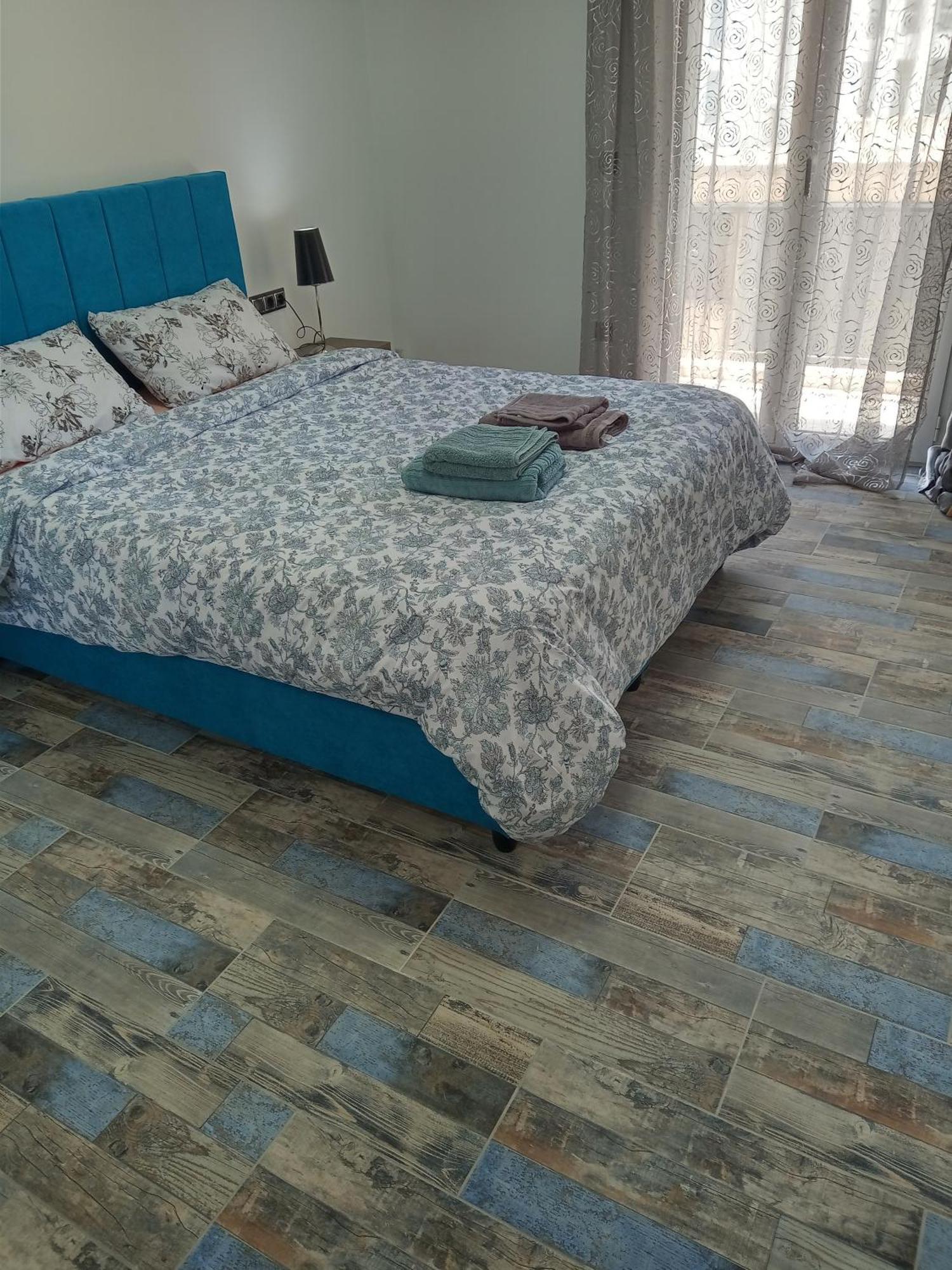 Apartment δίπλα στο Intercontinental!